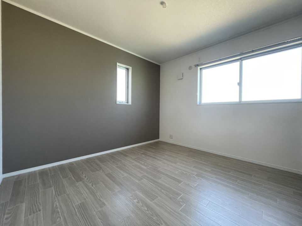 寝室にどうぞ！