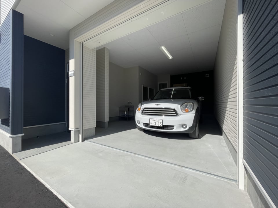 新居町の新地ガレージ付き1LDKのご紹介です！