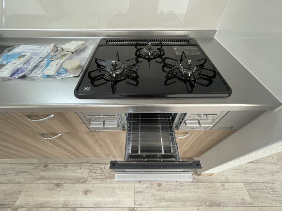 ３口ガスコンロ付き