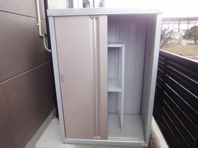 庭には倉庫が！