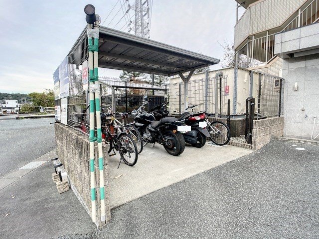 駐輪スペースあり