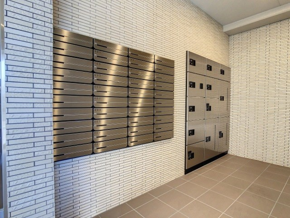 メールボックスと宅配ボックス