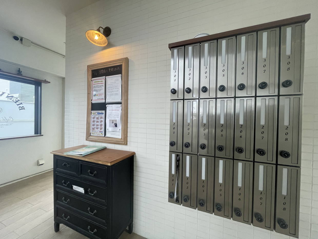 エントランスの集合郵便受け