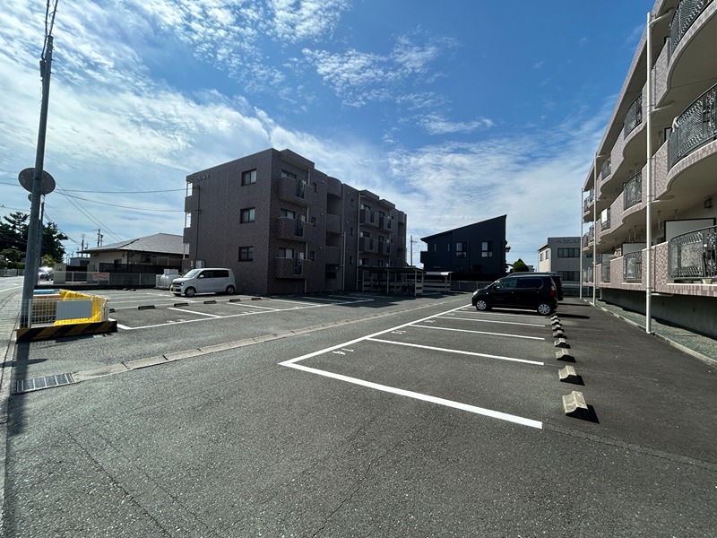 駐輪場あります