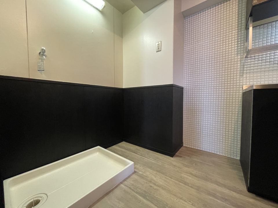 洗濯機はキッチン横