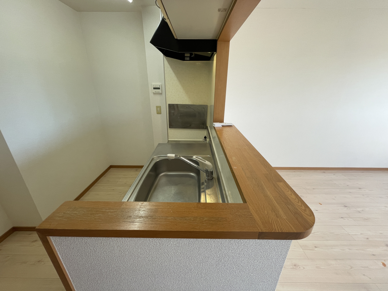 カウンターは少し狭いかな？