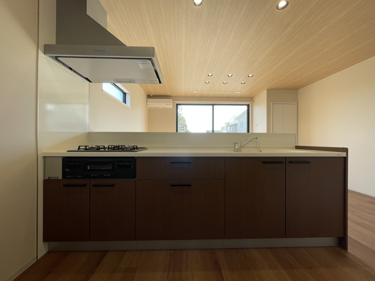 重量感のある立派なキッチン