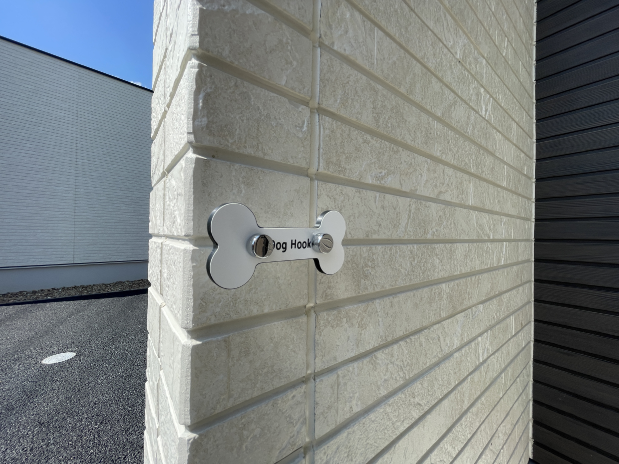 わんちゃんのリード掛け！素敵ですね