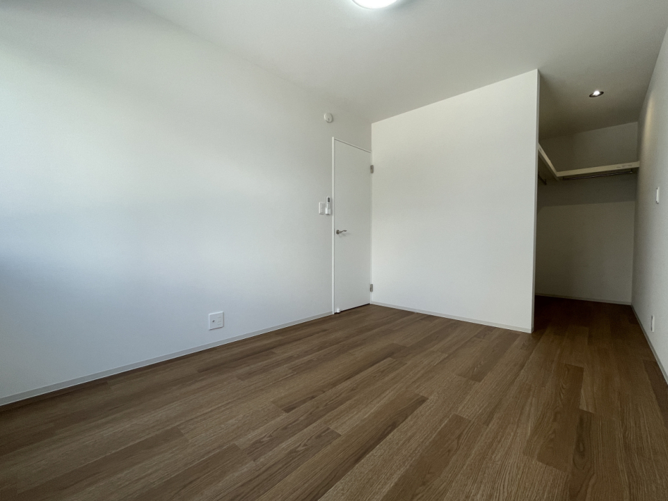 ホワイト×ブラウン