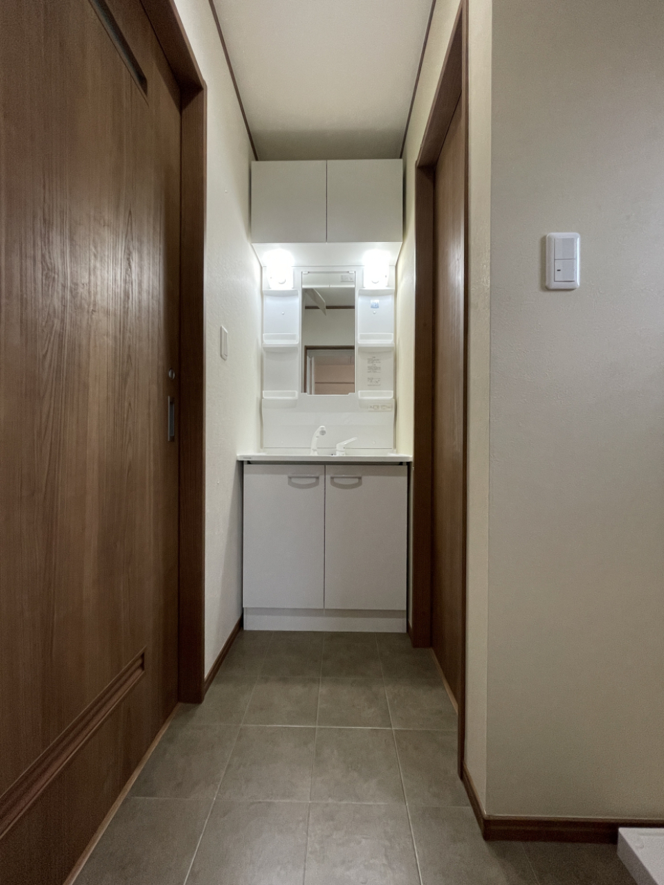 洗面台もすっぽり。