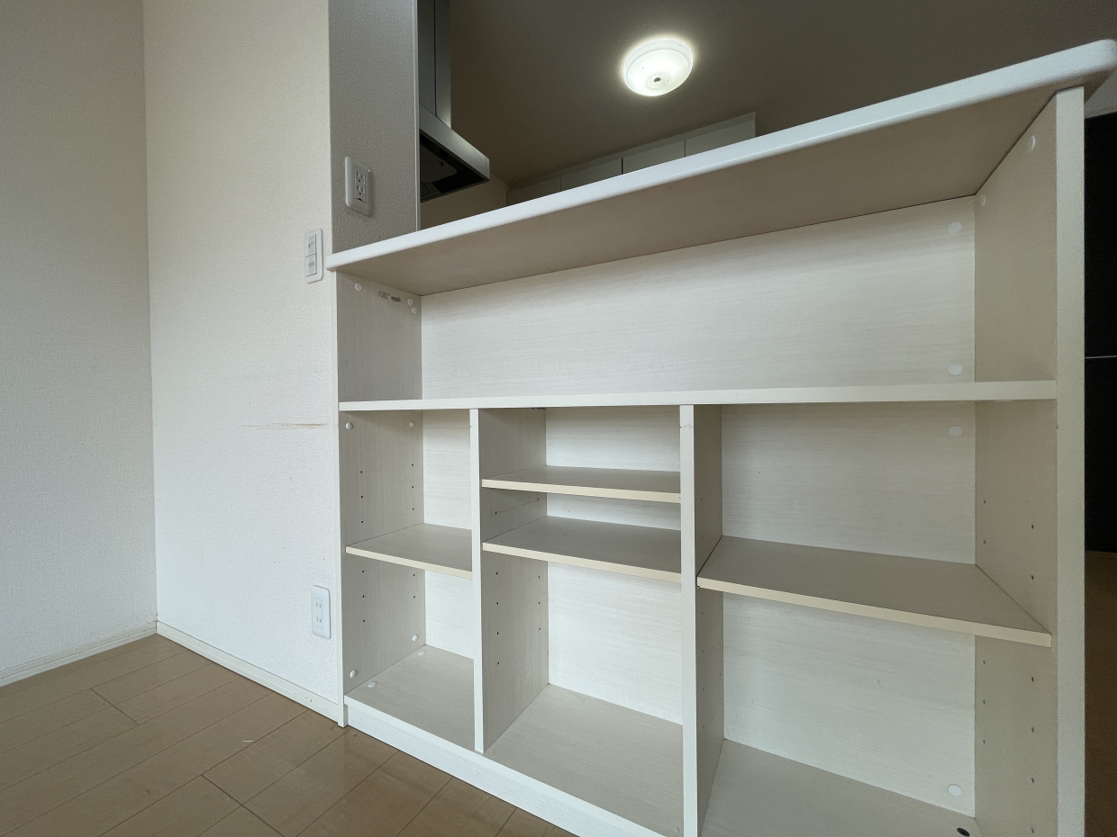 キッチン前になにおこうかな？