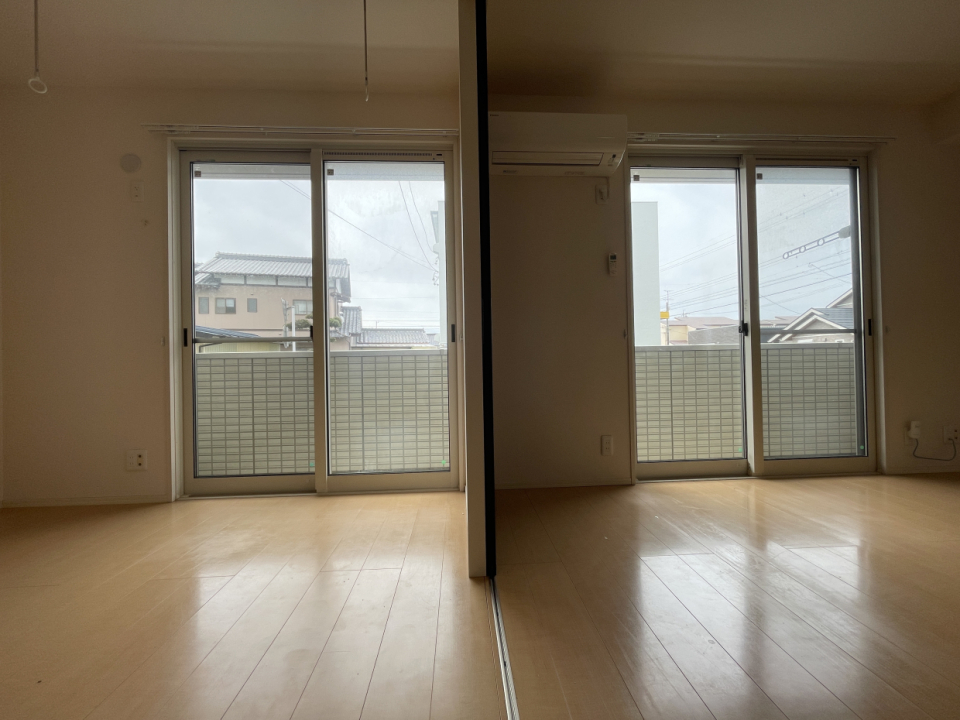 引き戸をあけるとこんな感じ