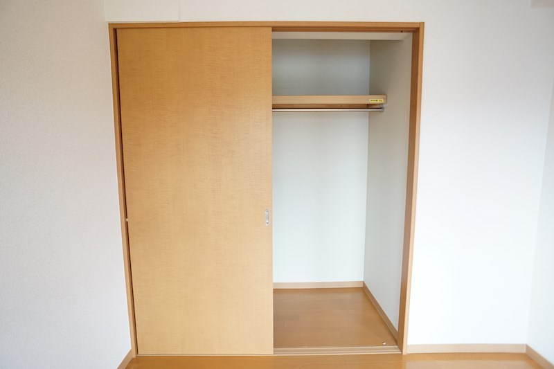 嬉しいクローゼット付き