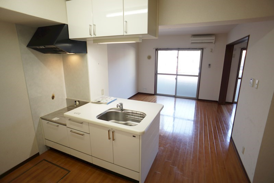 対面キッチンで会話も弾みます♪