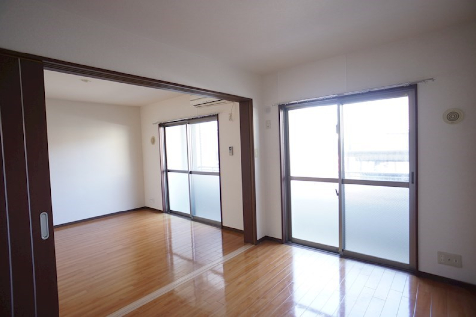 寝室にどうぞ♪