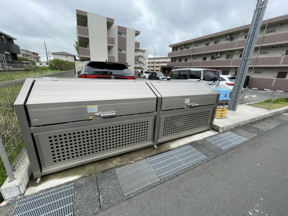 敷地内ゴミ置き場