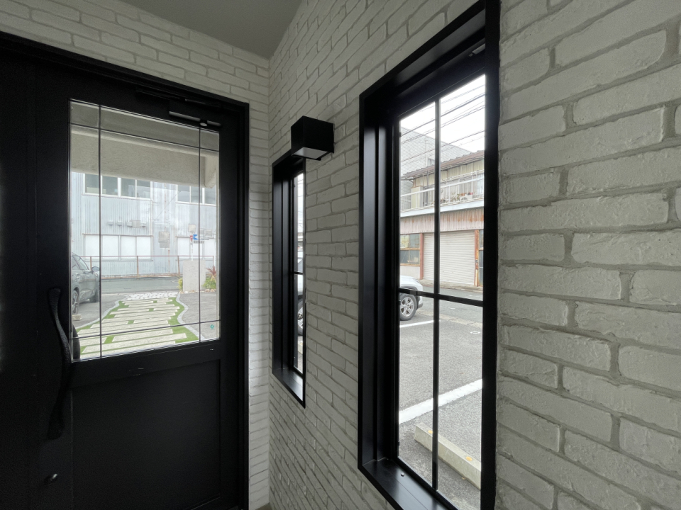 オートロック+防犯カメラで厳重管理