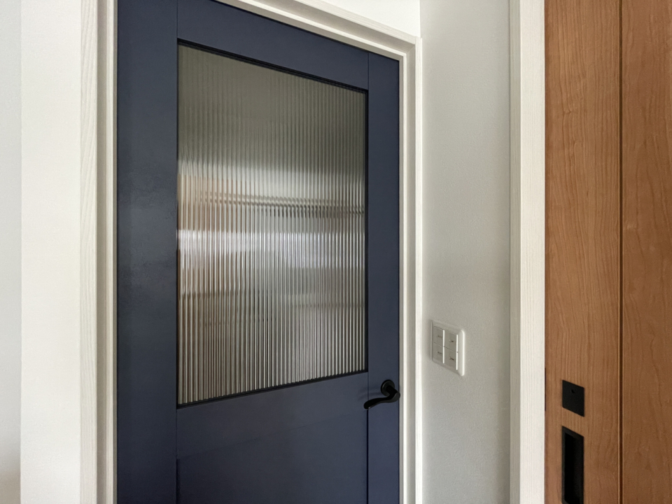 この扉が素敵ですね