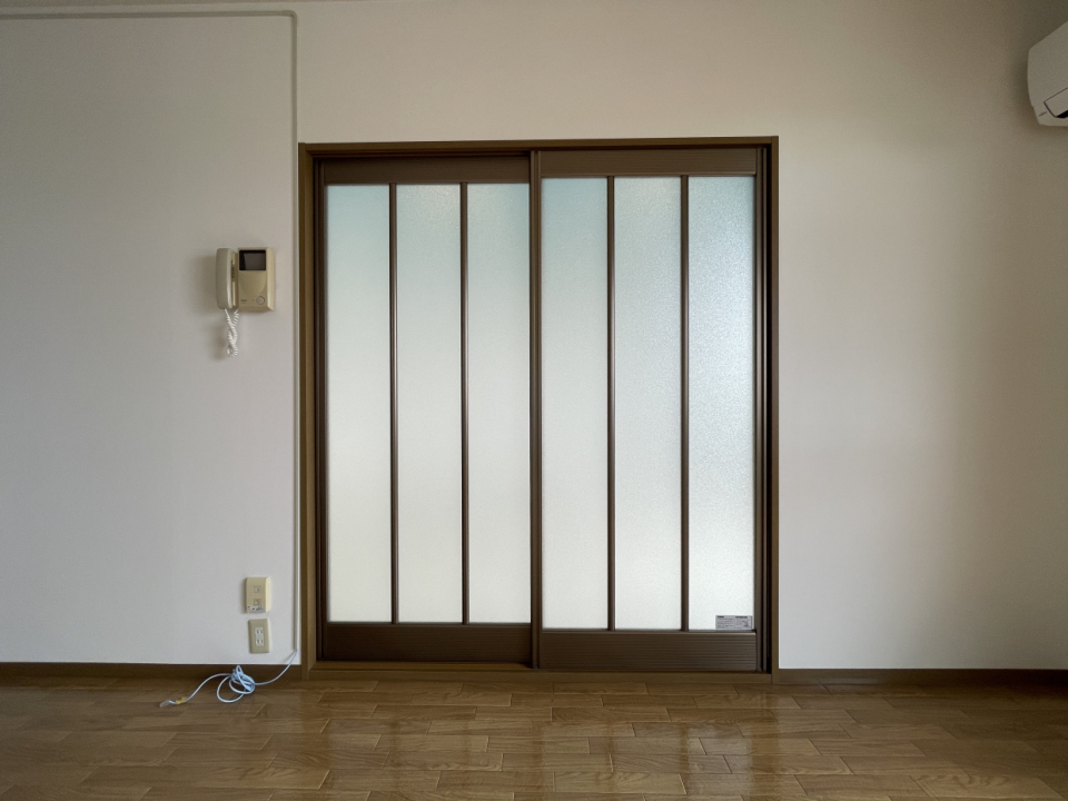 こちらの扉から先ほどの洋室へ行けます