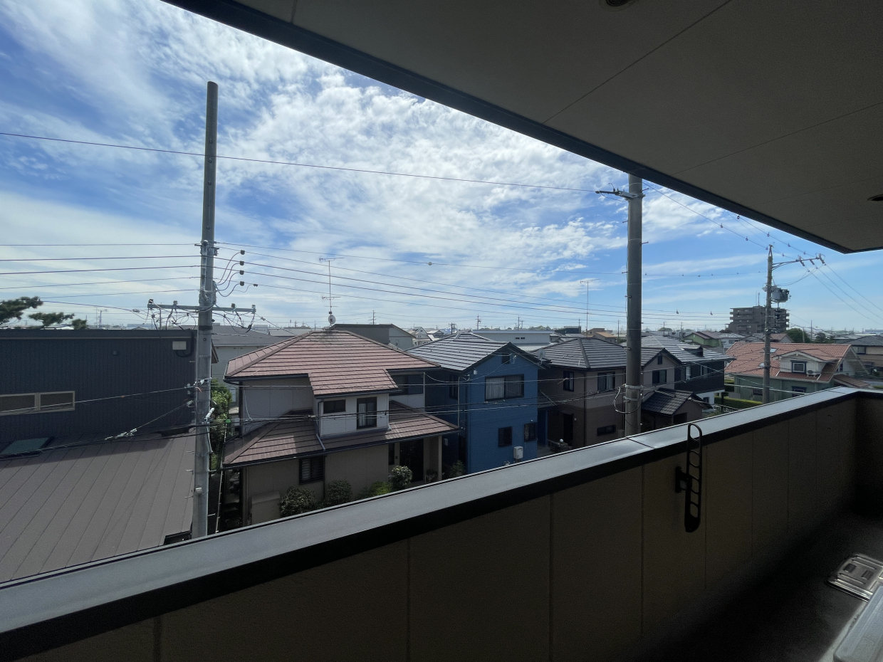 3階最上階。南向きに遮るものはありません。