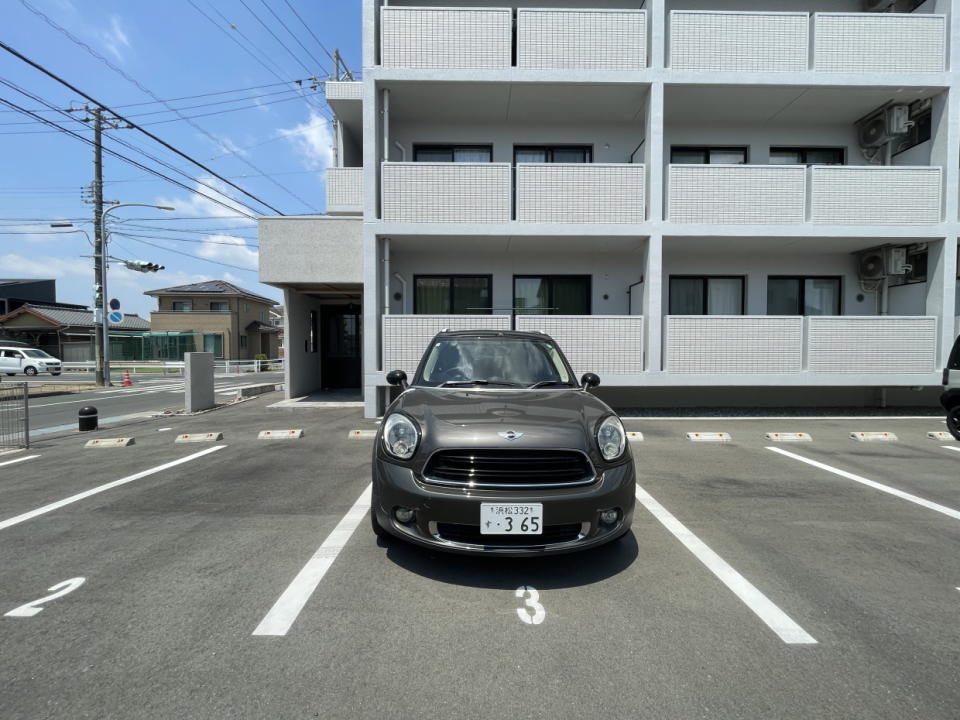 駐車場1台付き！2台目4,400円