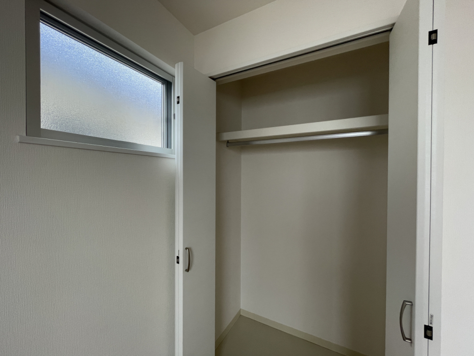 全部屋収納付き