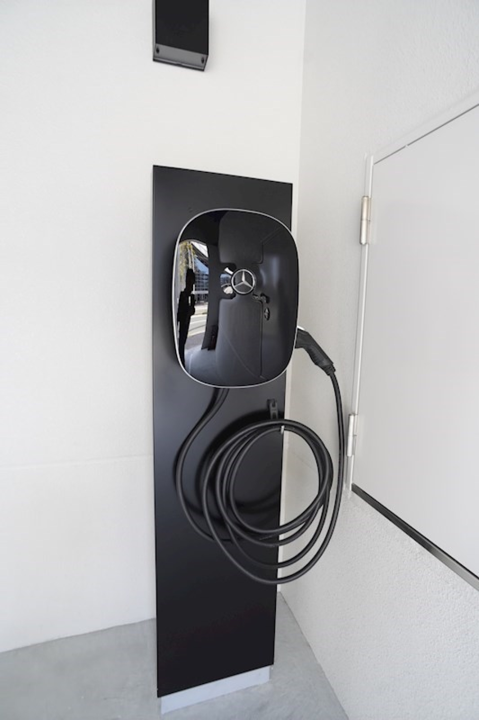 EV充電器付き