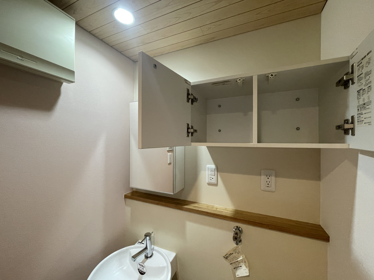 トイレペッパー入れにもタオル入れにも