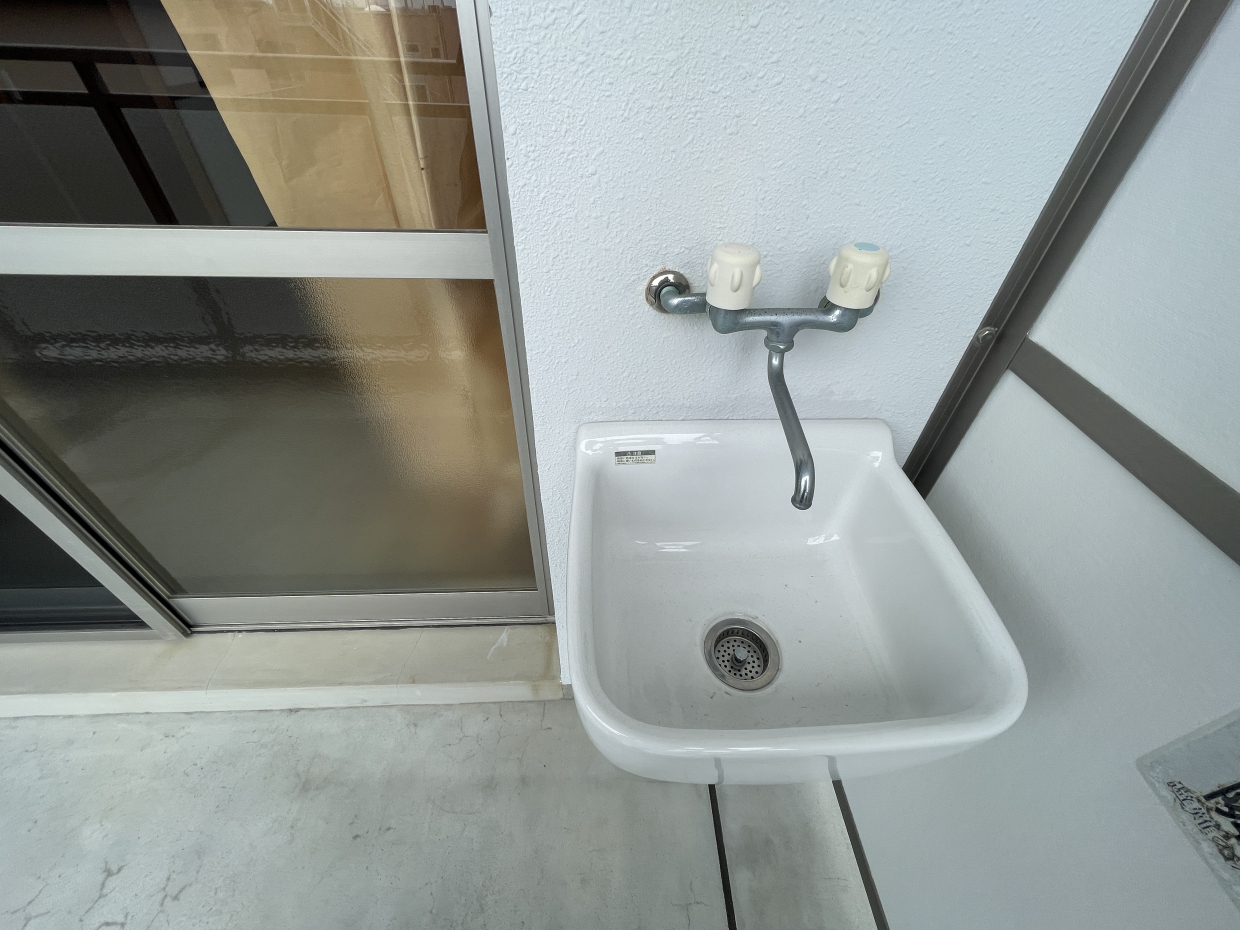 なんと水栓が付いていました