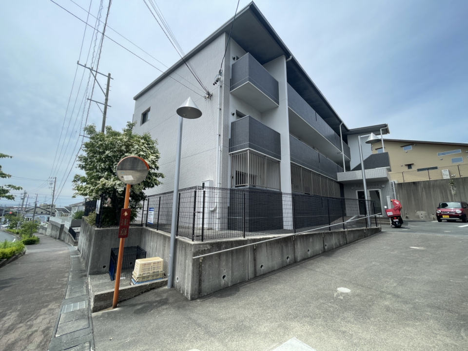 敷地内ゴミ置き場も完備