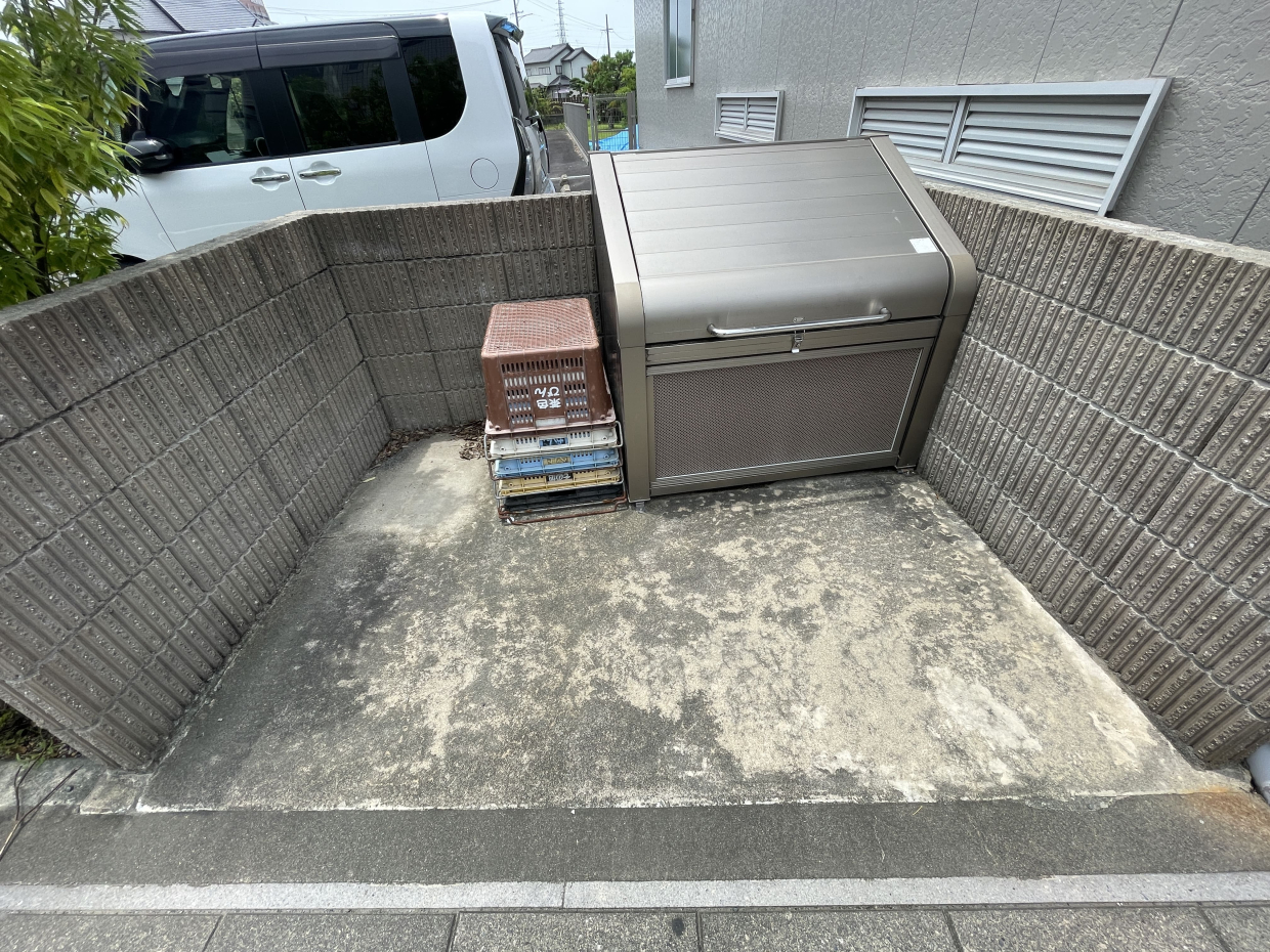 敷地内ゴミ置き場