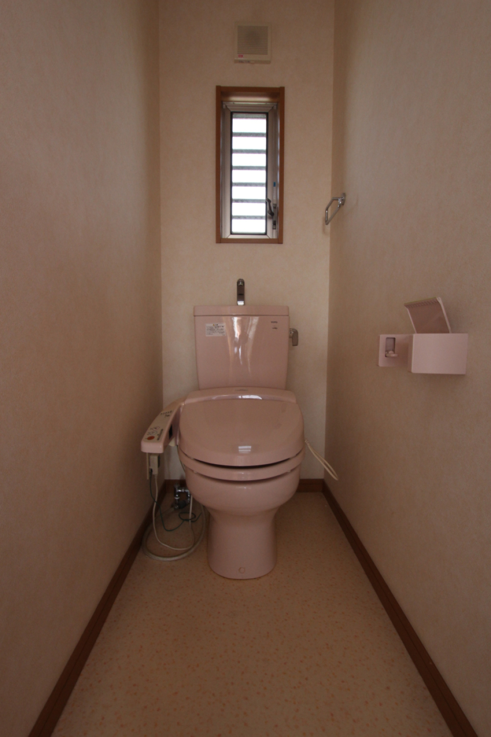 ラストピンクはトイレット。