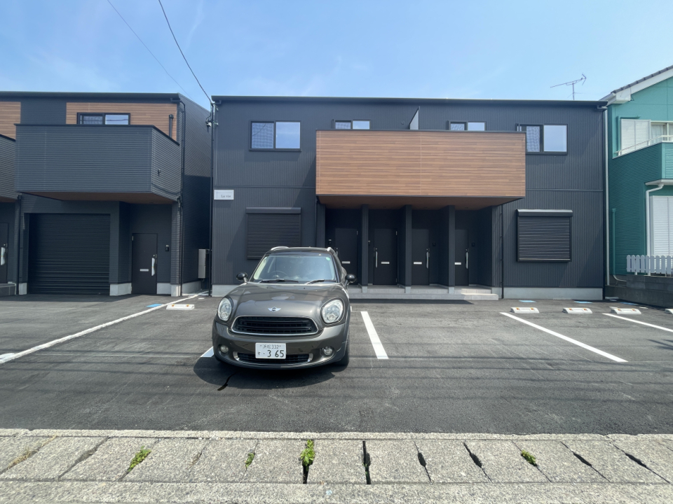 駐車場1台3,300円