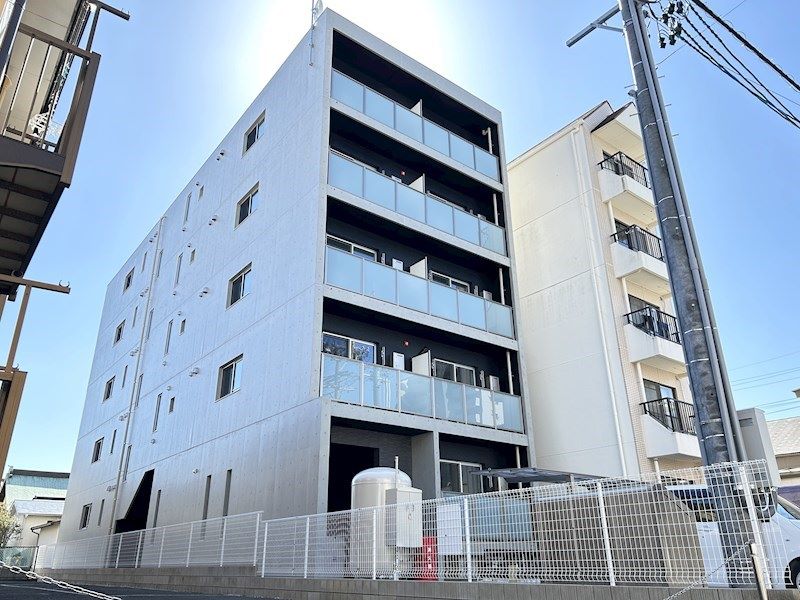 外観も新しくて目を引きます