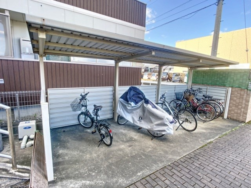 駐輪場あります
