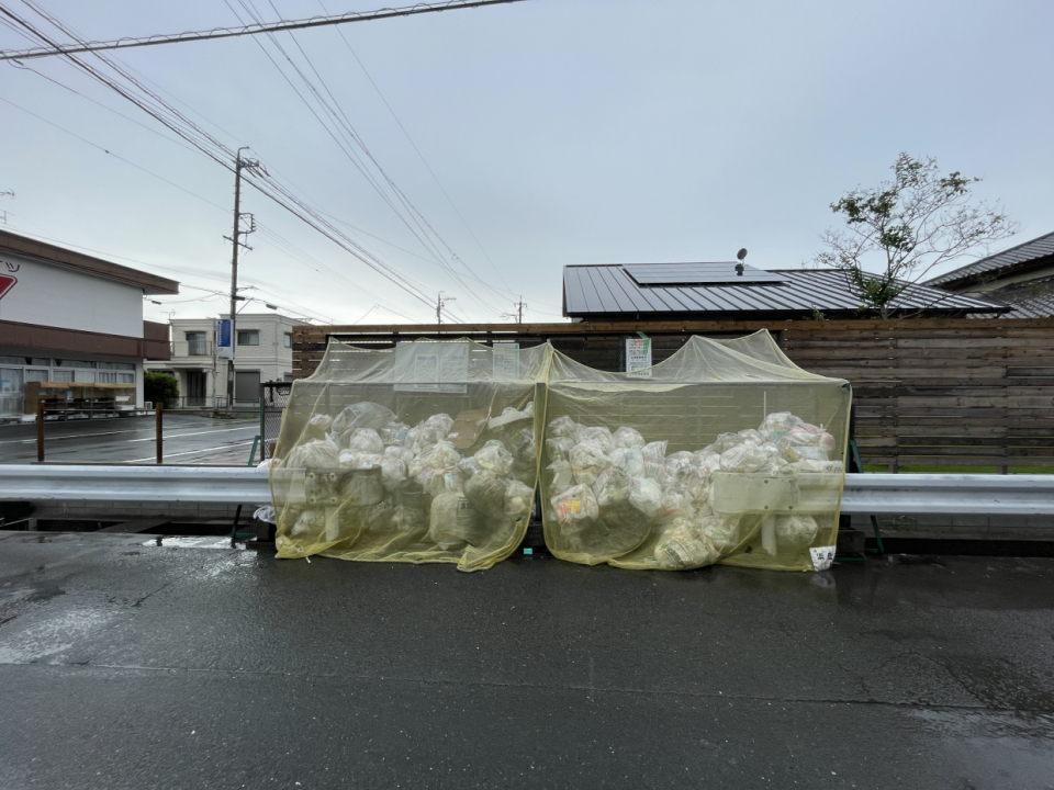 敷地内ゴミ置き場+駐輪スペースもあります