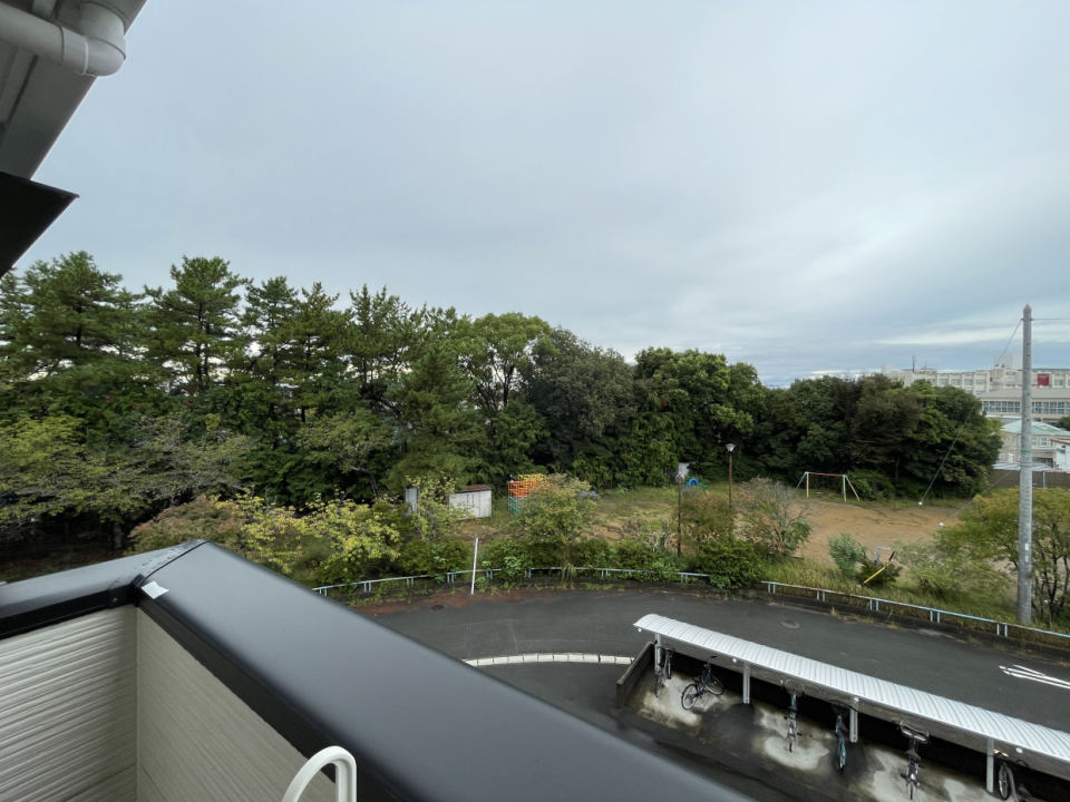 公園のすぐ隣、暮らしに緑があるっていいね