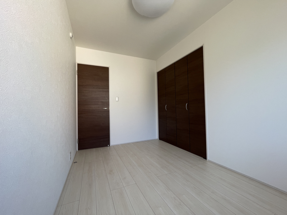全部屋収納付きです