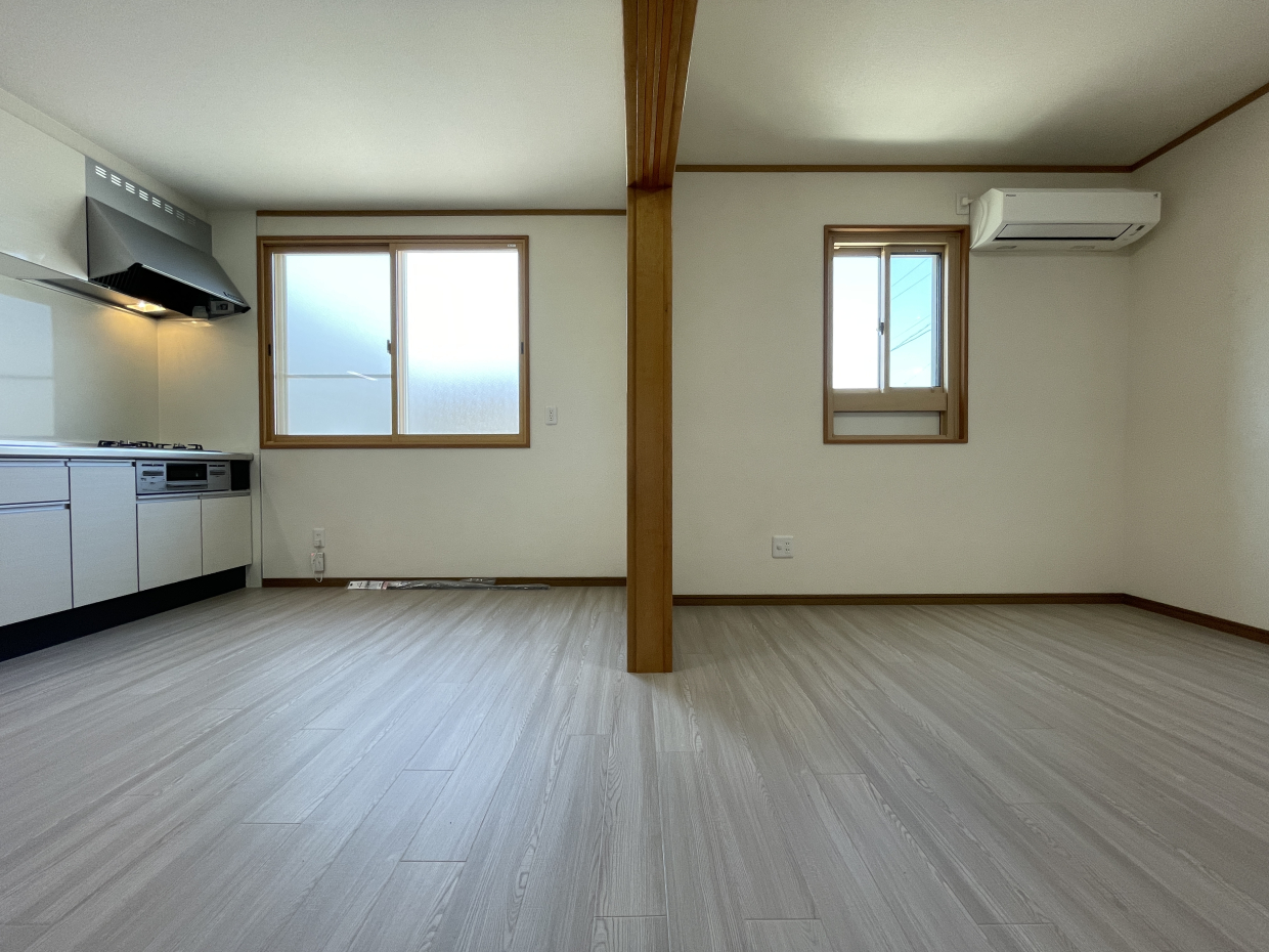 62㎡超のゆったり2LDKで、LDKは広々13.5帖。