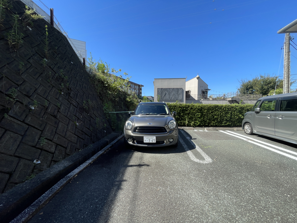 社会の浜松に嬉しい！駐車場「並列2台分」がなんと無料！