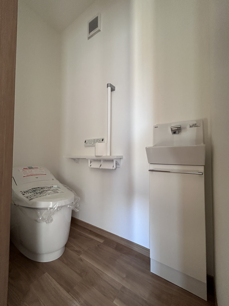 2階のトイレも刷新！手洗い付き！