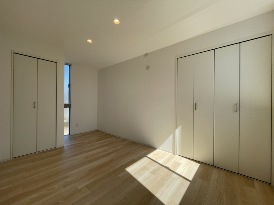 そして全部屋ダウンライトが美しい
