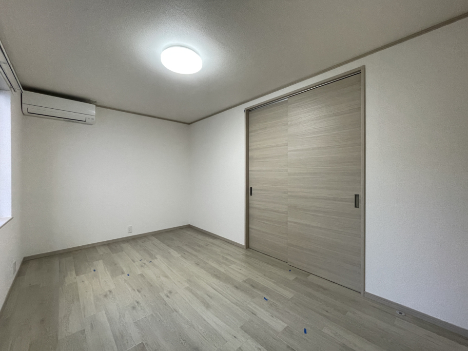 全部屋照明付きです