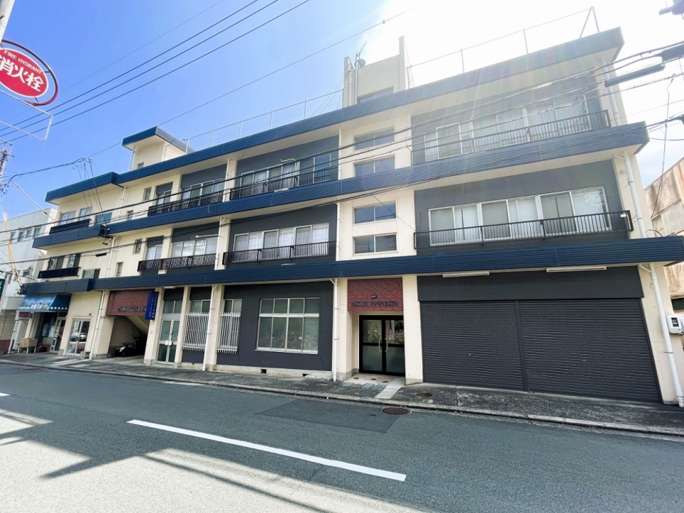 レトロな外観がアーバン感あります。
