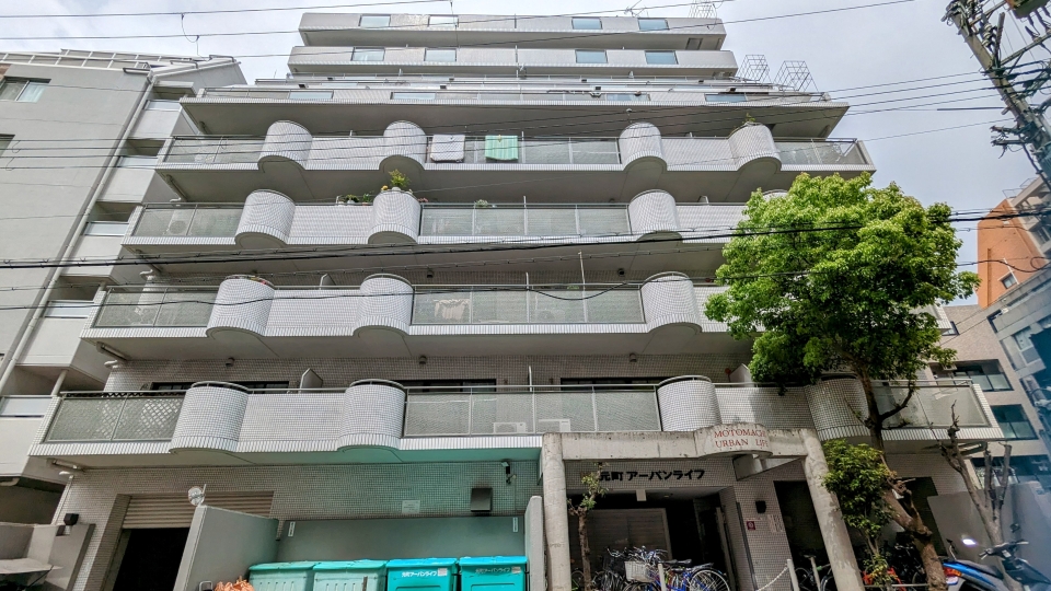 元町商店街沿いの好立地です！