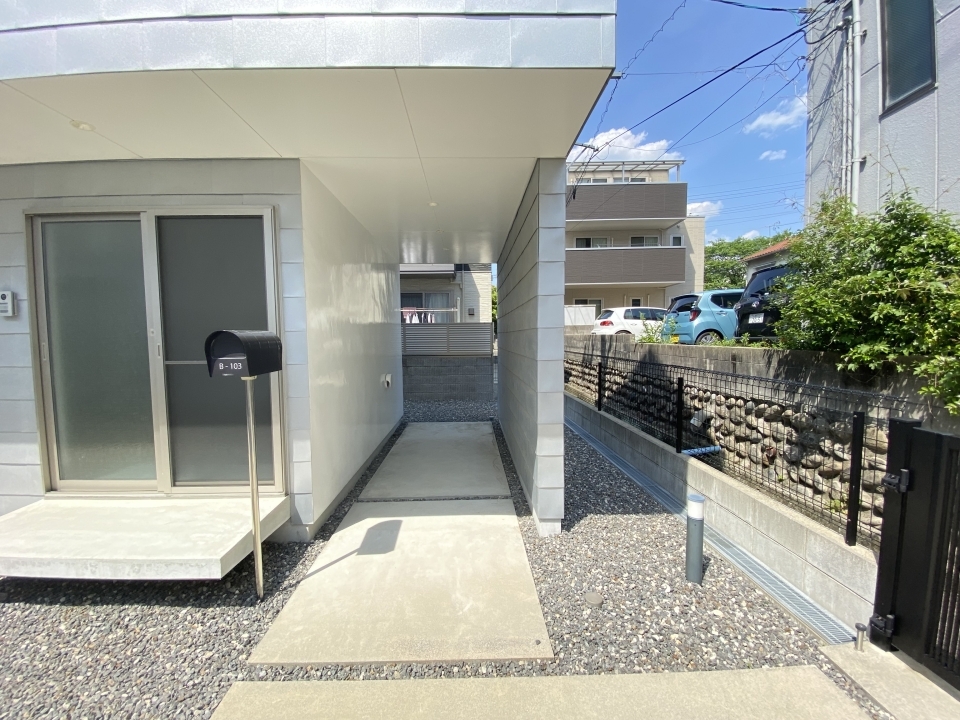 自慢の愛車（自転車）も雨に濡れない