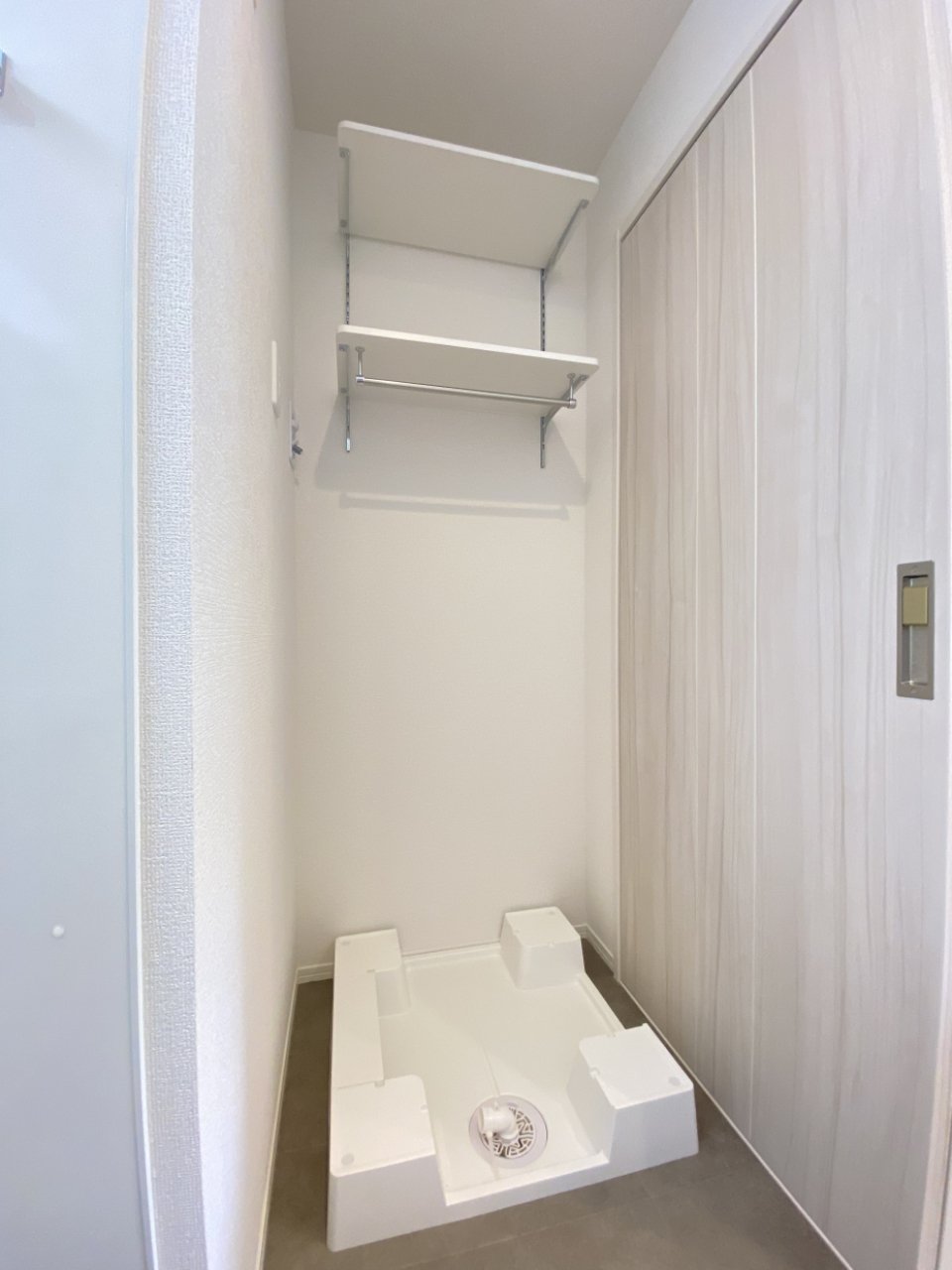 ちょっとした棚、この気遣いがありがたい