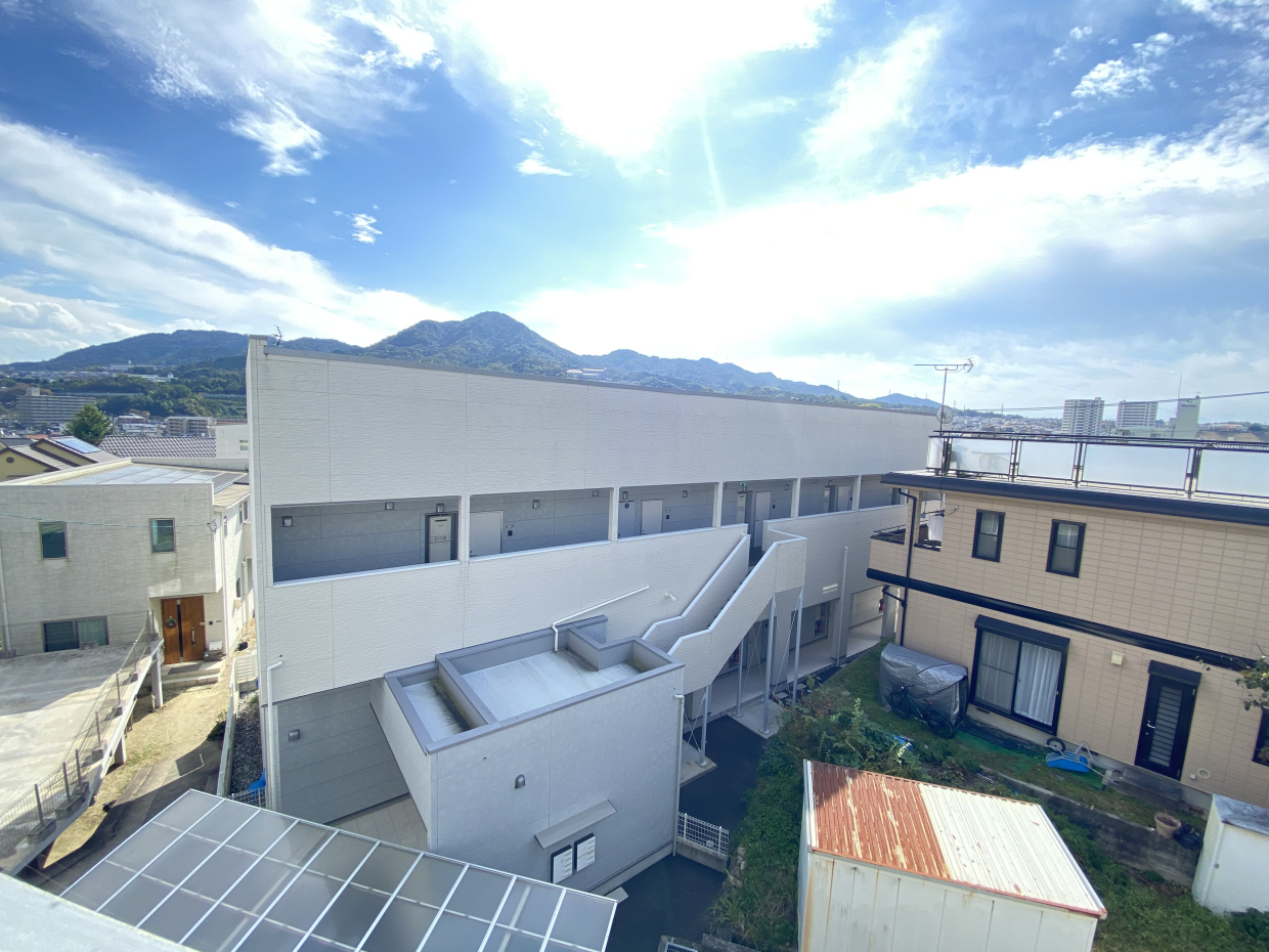 駅からこの近さ