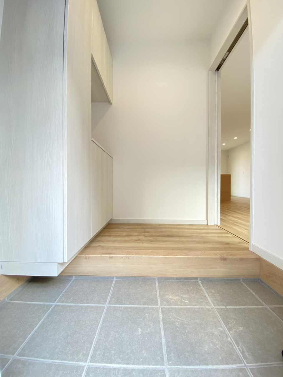 ゆとりあるお洒落な玄関