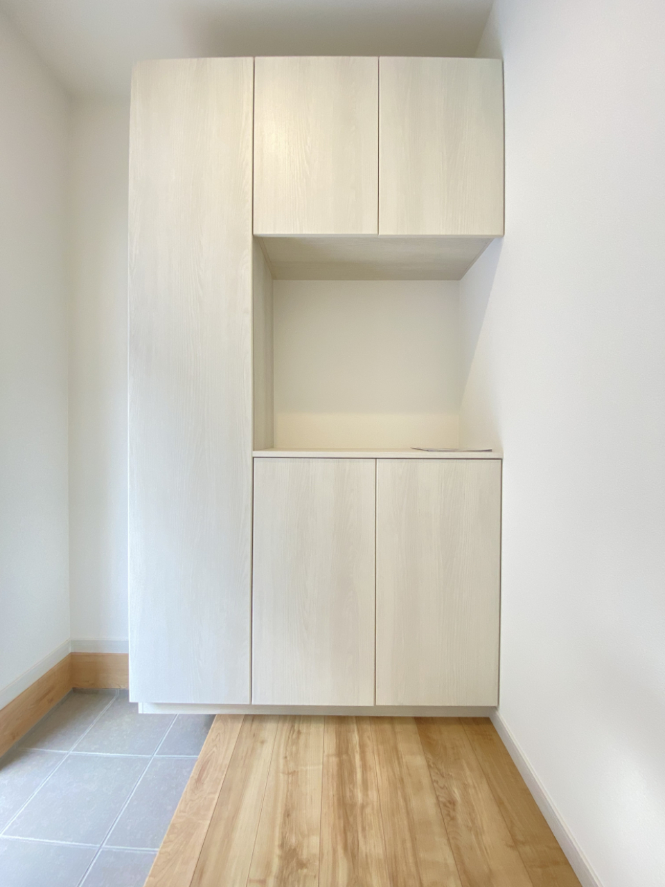 ファミリーも安心の大容量シューズボックス